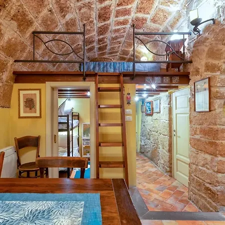 Sardinia Re - Studio Antiche Mura * Alghero