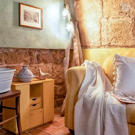 Apartment Sardinia Re - Studio Antiche Mura *